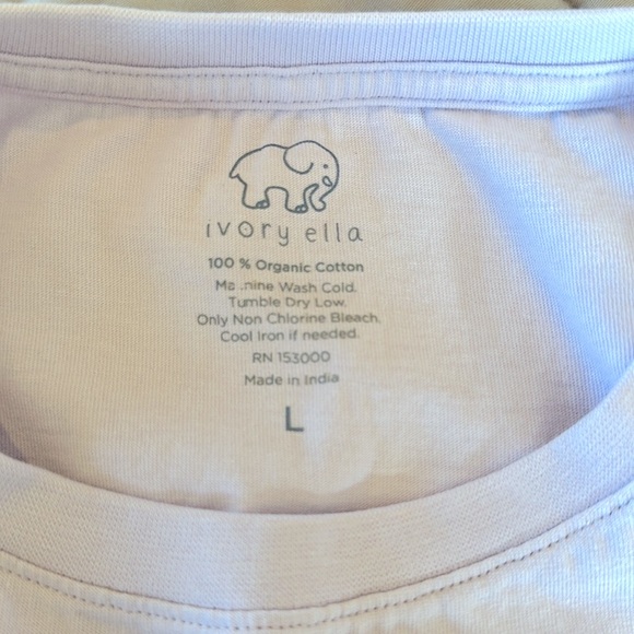 NWOT - Light Purple Ivory Ella Short Sleeve Tee - I love OBX - Large - Picture 7 of 7